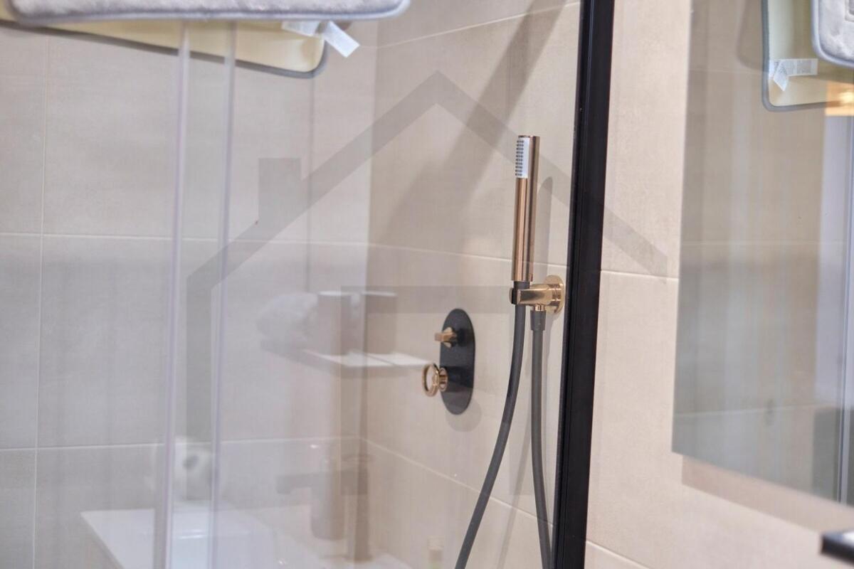 Cervantes - Apartamento A Estrenar Con Parking Gijón Exterior foto